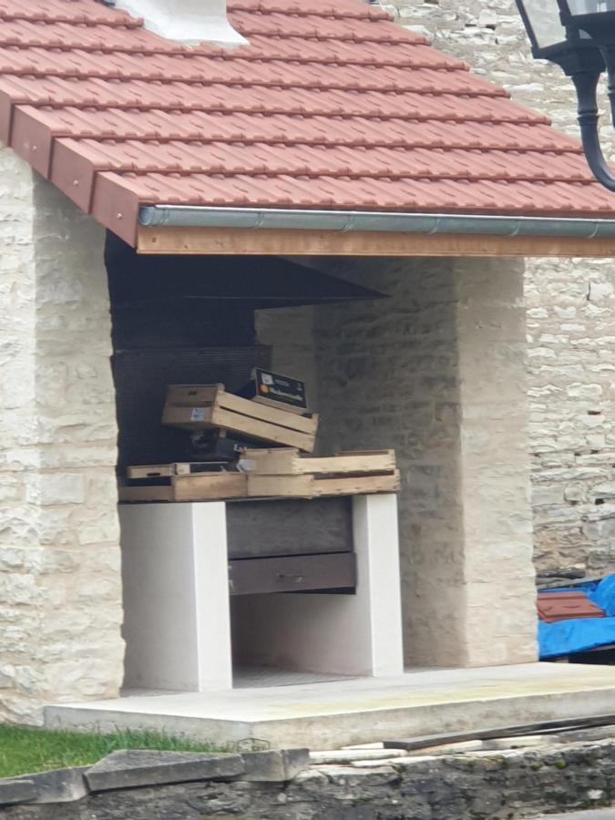 Chambres D'Hotes La Chaumiere Arcy-sur-Cure Exterior photo